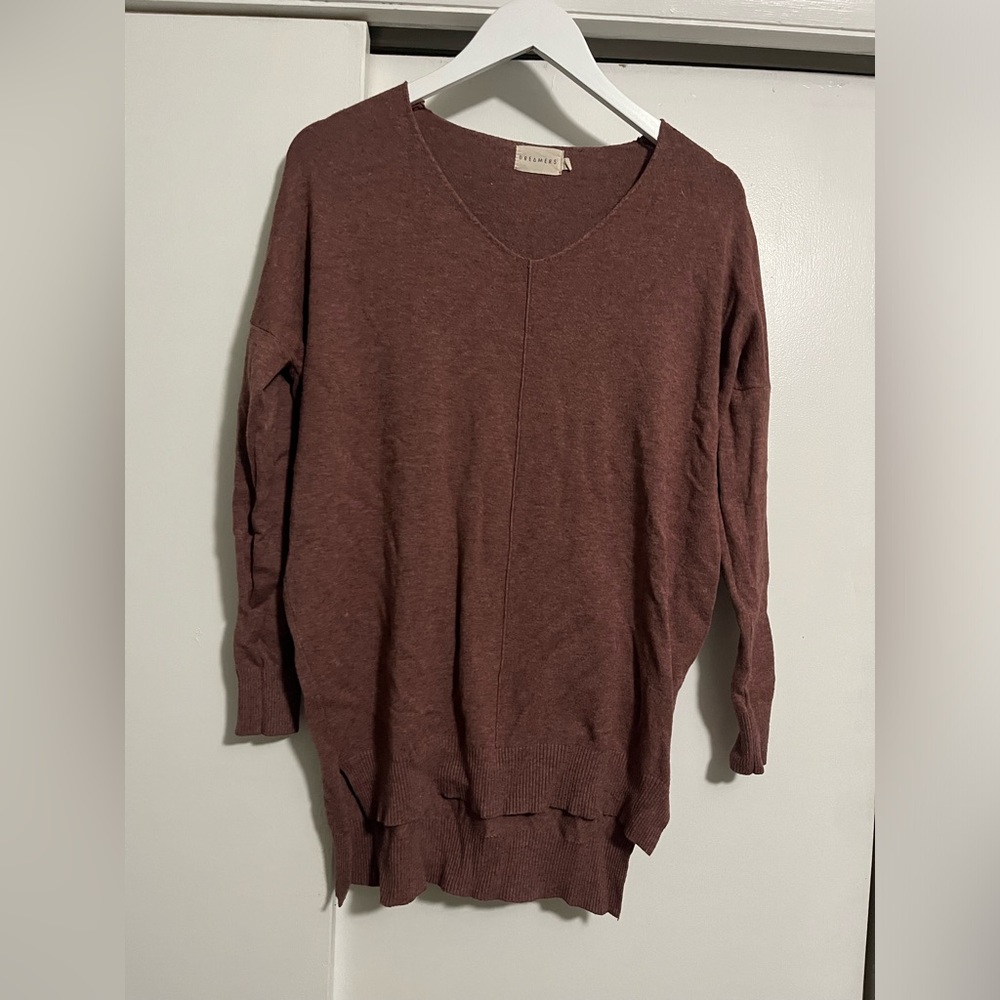 V neck sweater